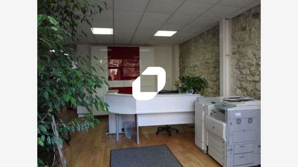 A louer Bureaux 692m² Paris