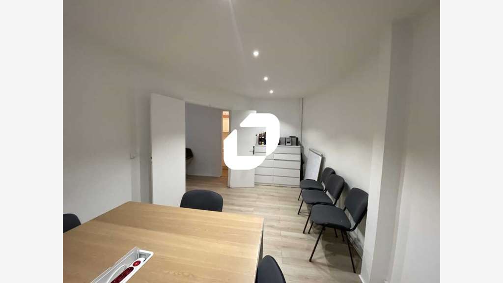 A louer Bureaux 52m² Paris