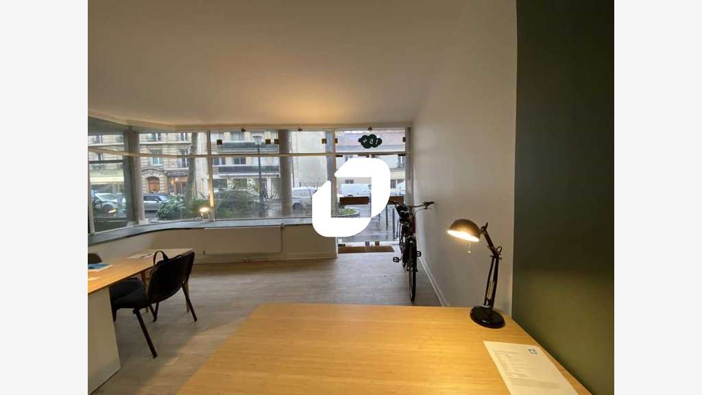A louer Bureaux 52m² Paris