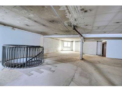 Location Immeubles commerciaux / Mixtes à Paris 19e
