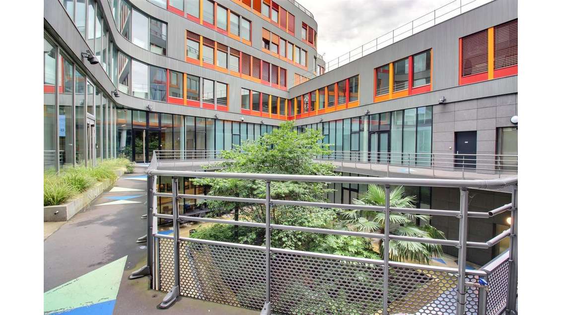 Location bureaux lumineux à Paris 19ème 