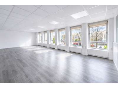 Location Bureaux à Paris 19e