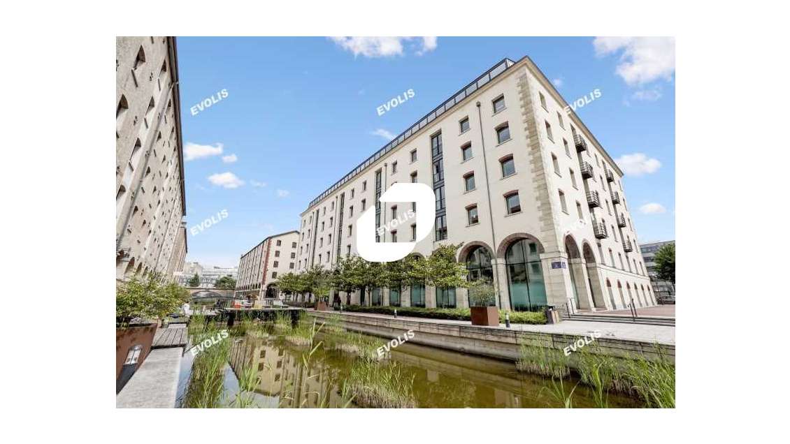 A louer Bureaux 879m² Paris