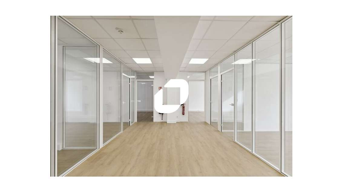 A louer Bureaux 418m² Paris