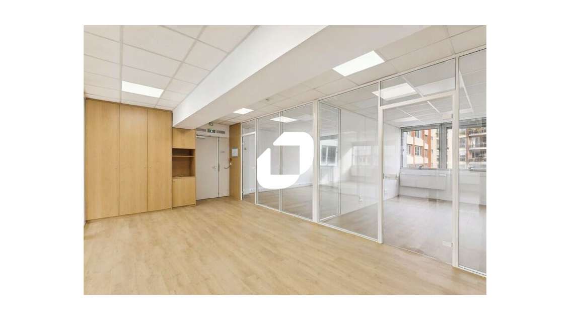 A louer Bureaux 108m² Paris