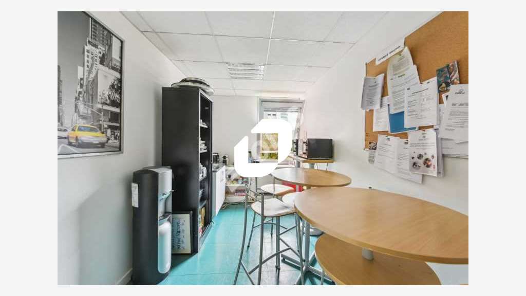 A louer Bureaux 896m² Paris