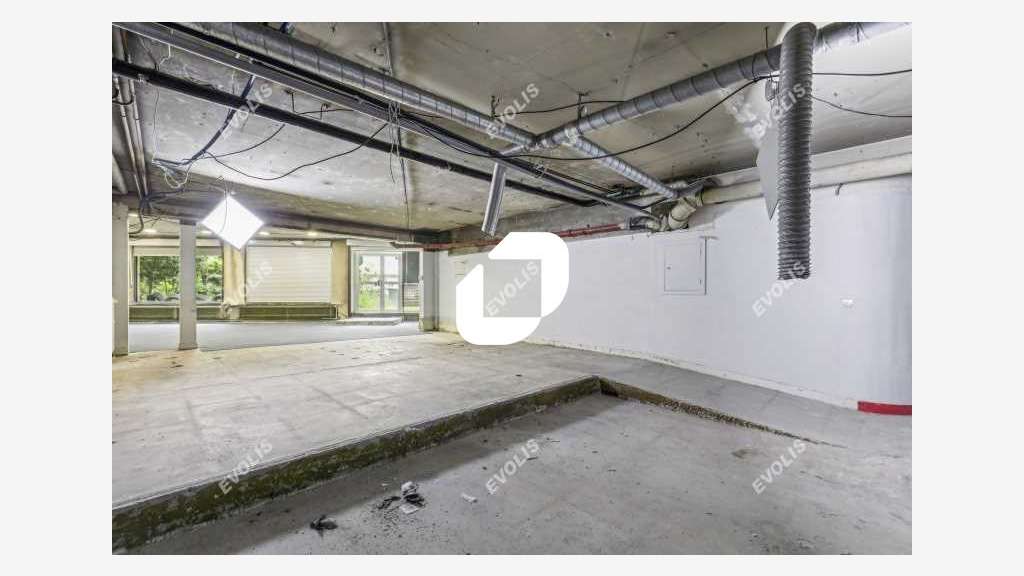 A louer Bureaux 707m² Paris