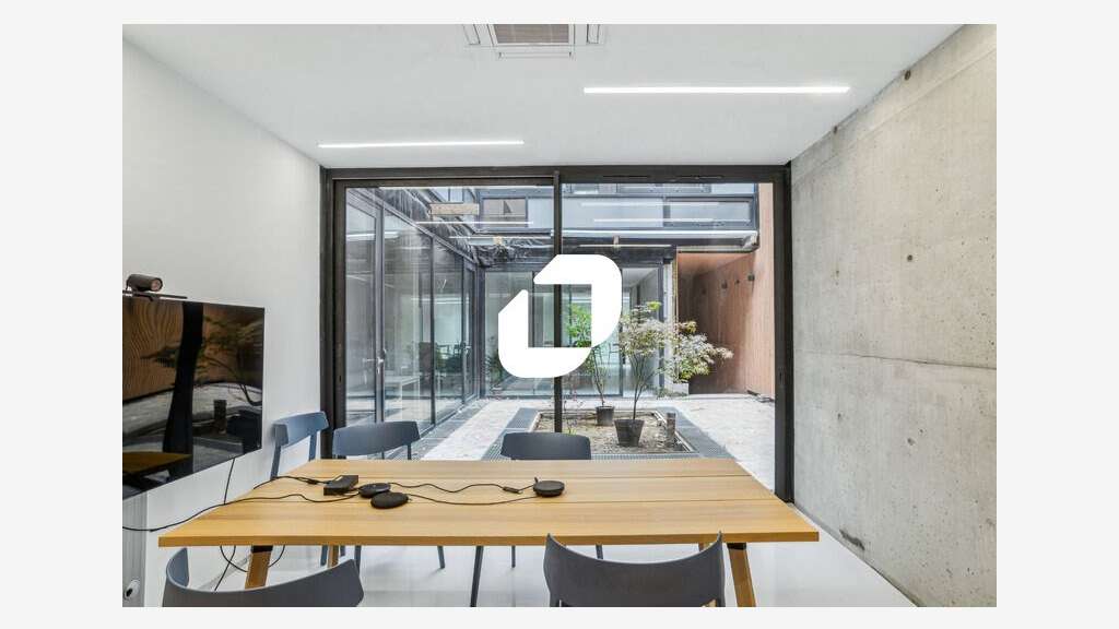 A louer Bureaux 1319m² Paris