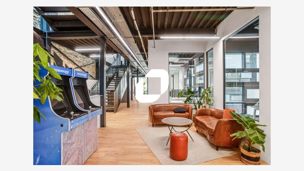 A louer Bureaux 1209m² Paris