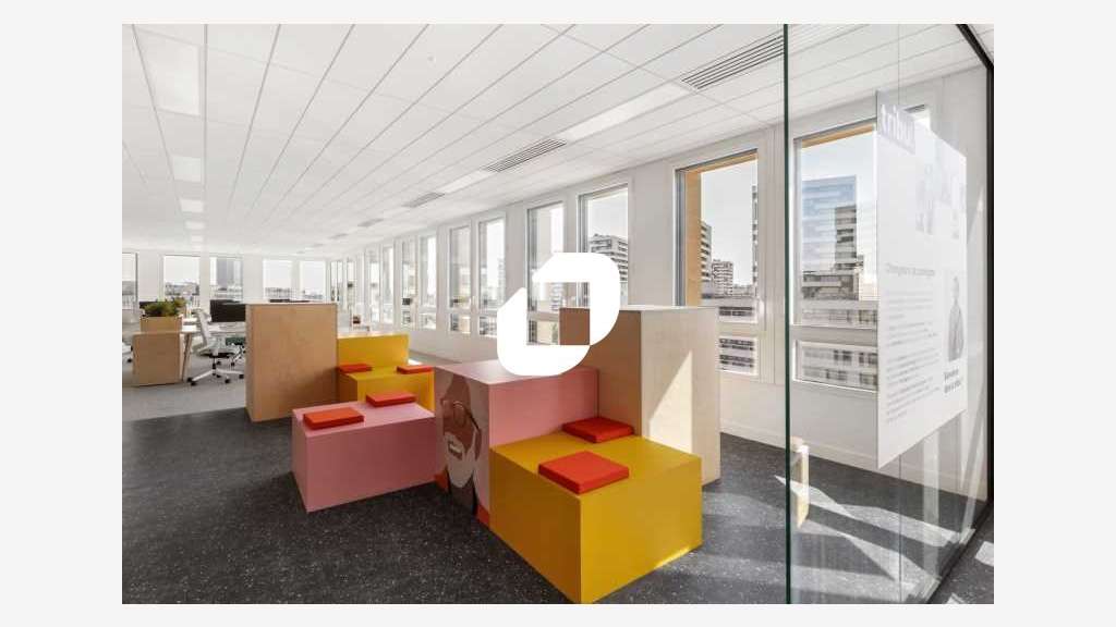 A louer Bureaux 4251m² Paris