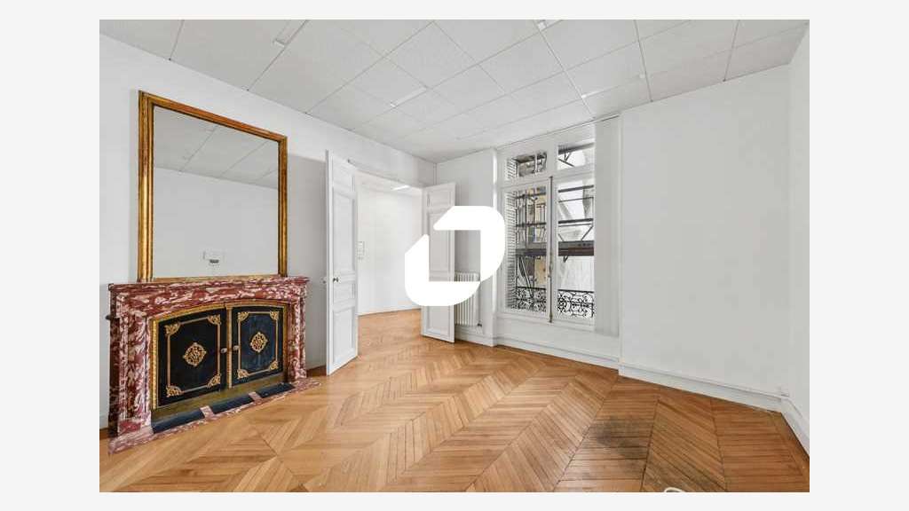 A louer Bureaux 623m² Paris