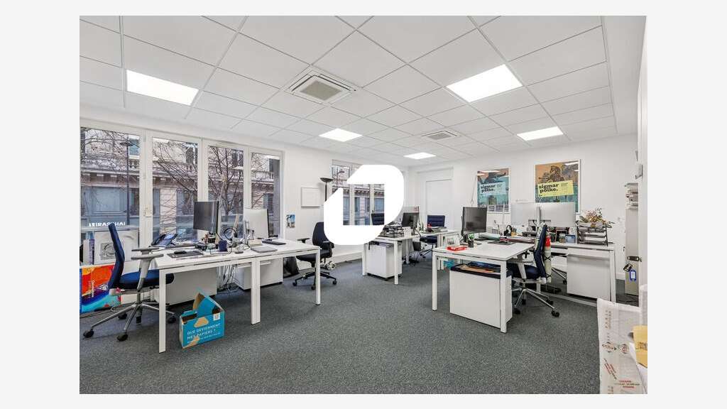 A louer Bureaux 312m² Paris