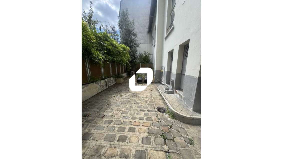 A louer Bureaux 83m² Paris