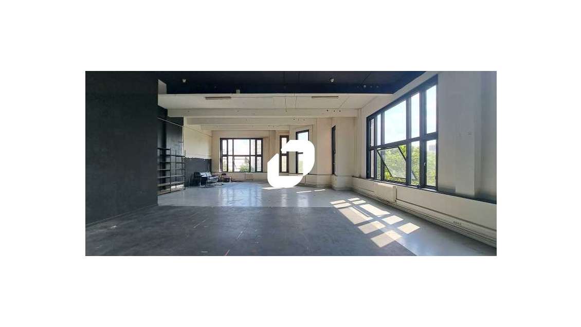 A louer Bureaux 217m² Paris
