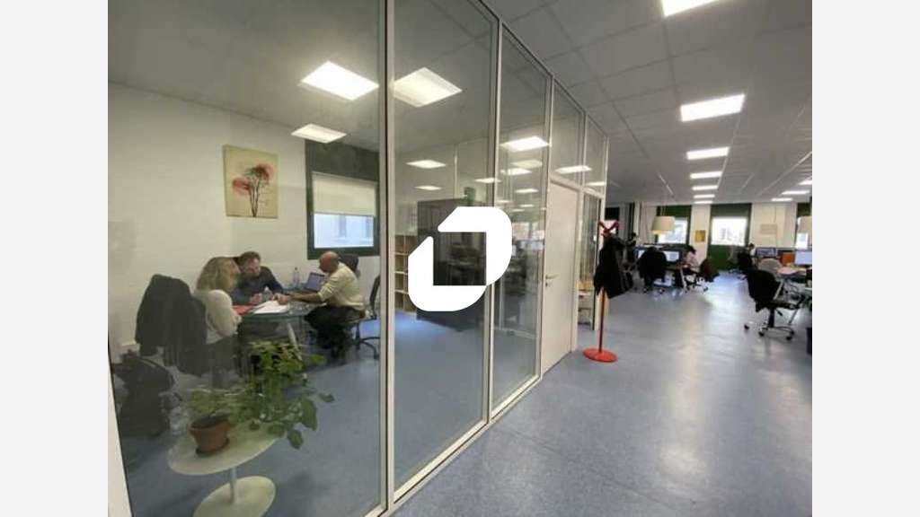 A louer Bureaux 210m² Paris