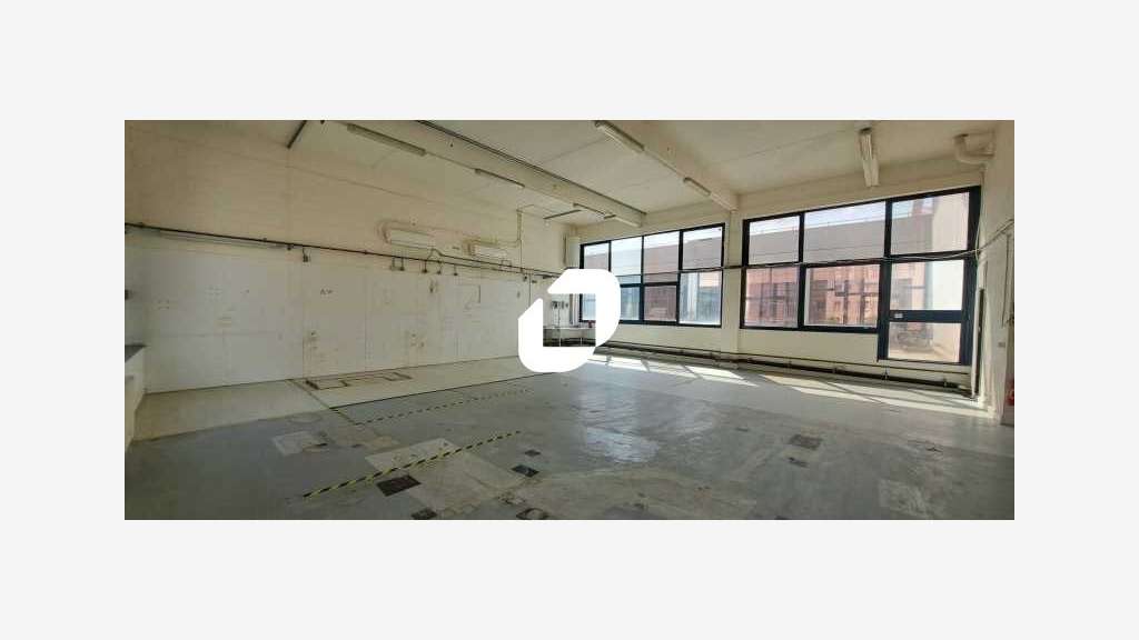 A louer Bureaux 217m² Paris