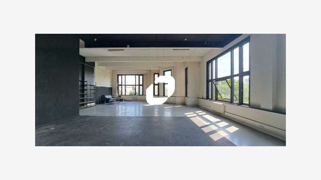 A louer Bureaux 217m² Paris