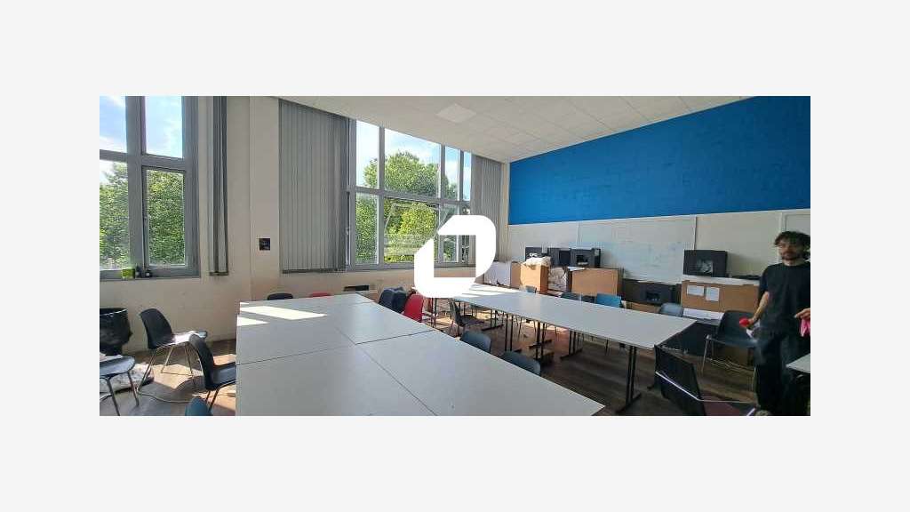 A louer Bureaux 217m² Paris