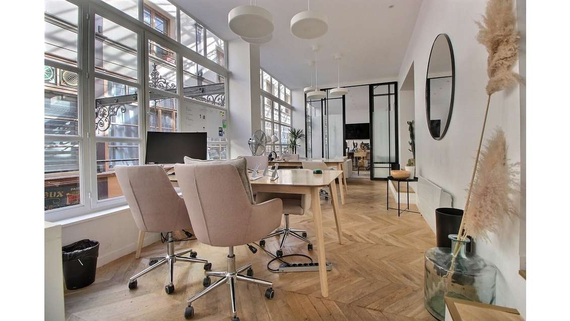 Location bureaux de 206m² à Paris Sentier