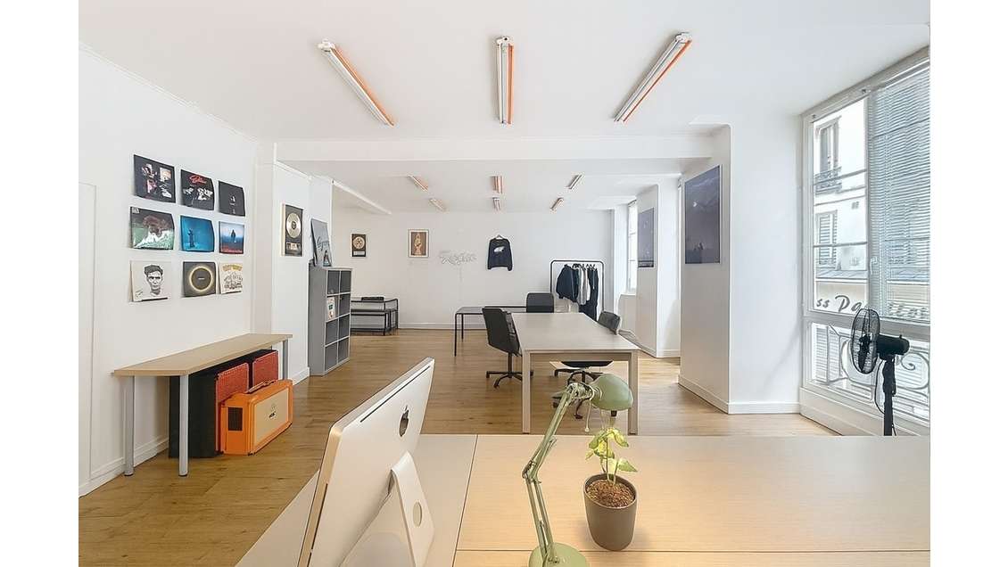 Location bureaux lumineux de 90m² à Paris 75002
