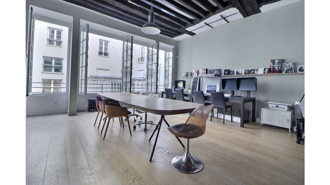 Location bureaux de 50m² à Paris 75002 Sentier