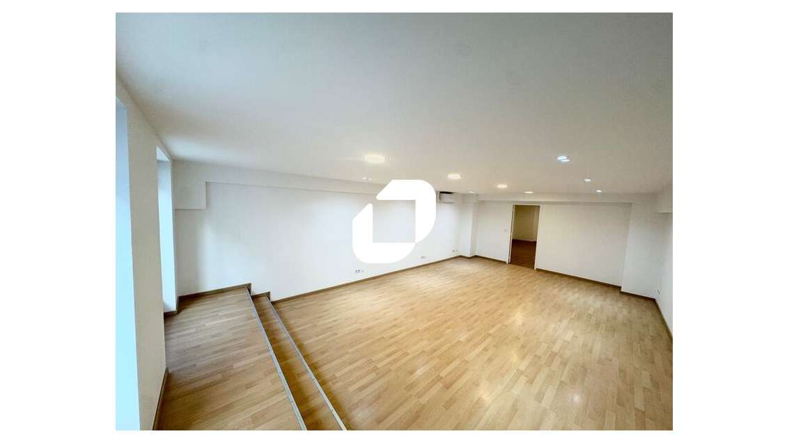 A louer Bureaux 70m² Paris