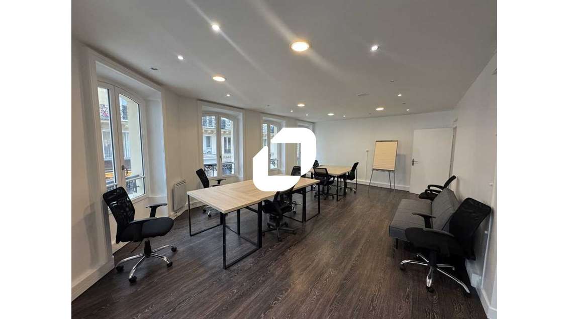 A louer Bureaux 100m² Paris