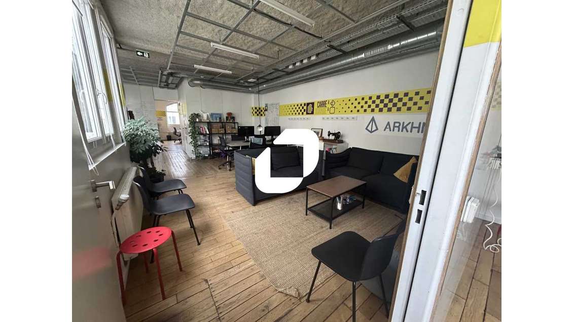 A louer Bureaux 261m² Paris