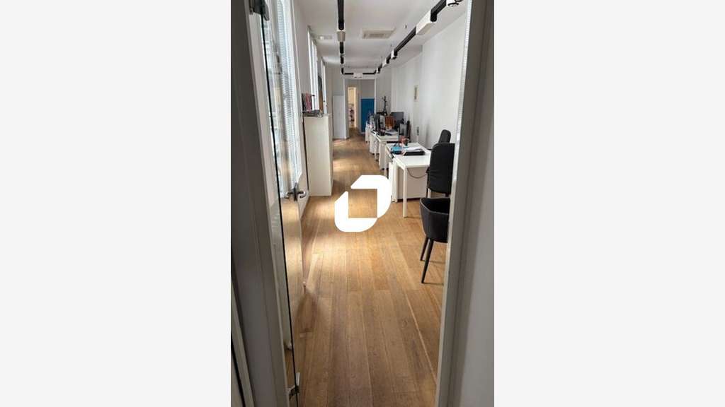A louer Bureaux 42m² Paris
