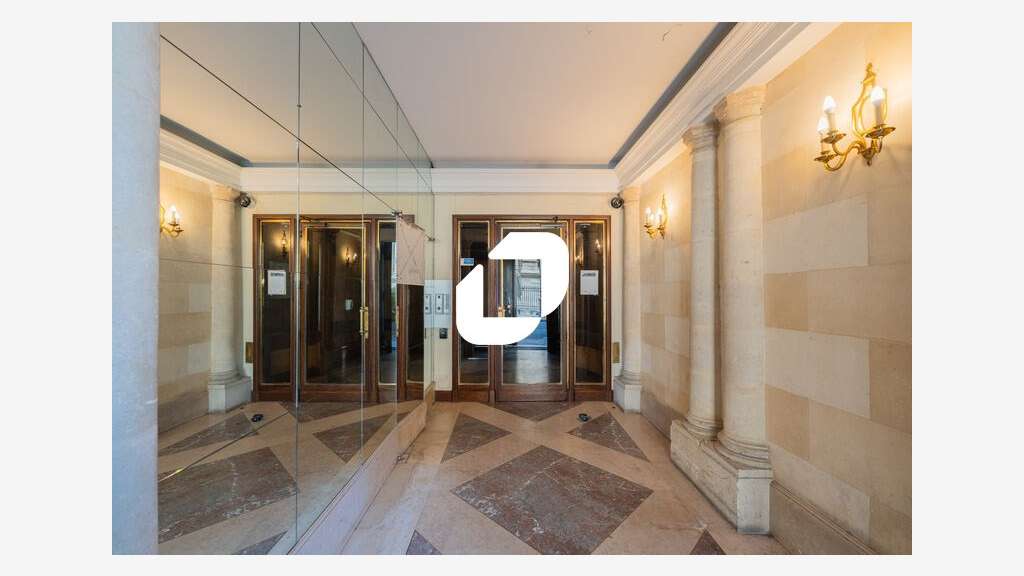 A louer Bureaux 97m² Paris