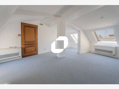 A louer Bureaux 97m² Paris