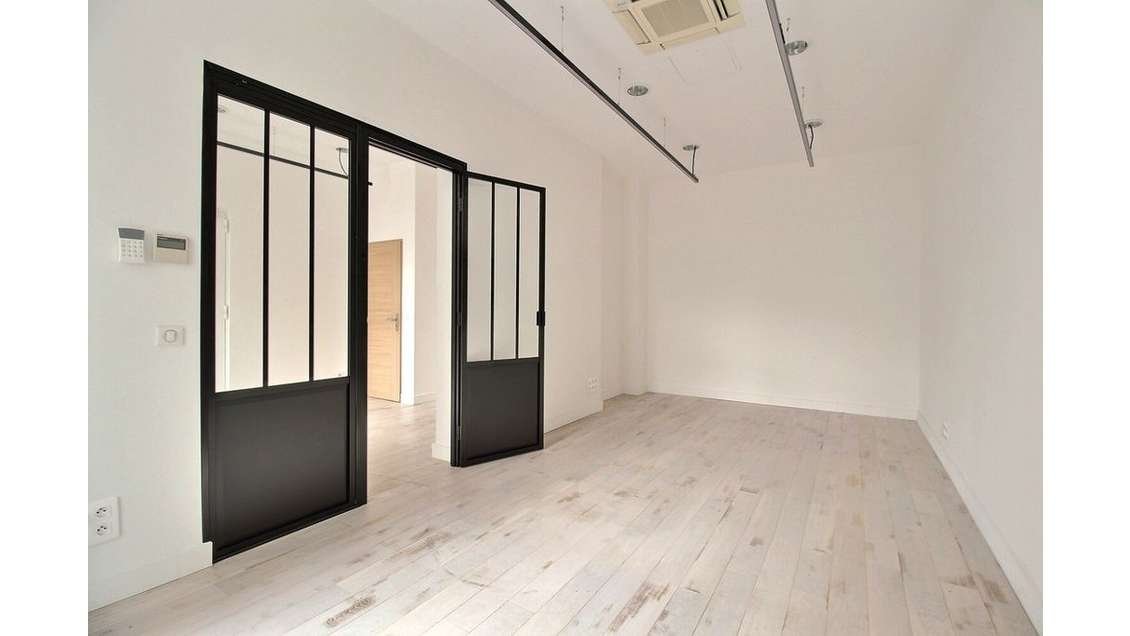 Location bureaux 43m² Paris 3e Arts et Métiers