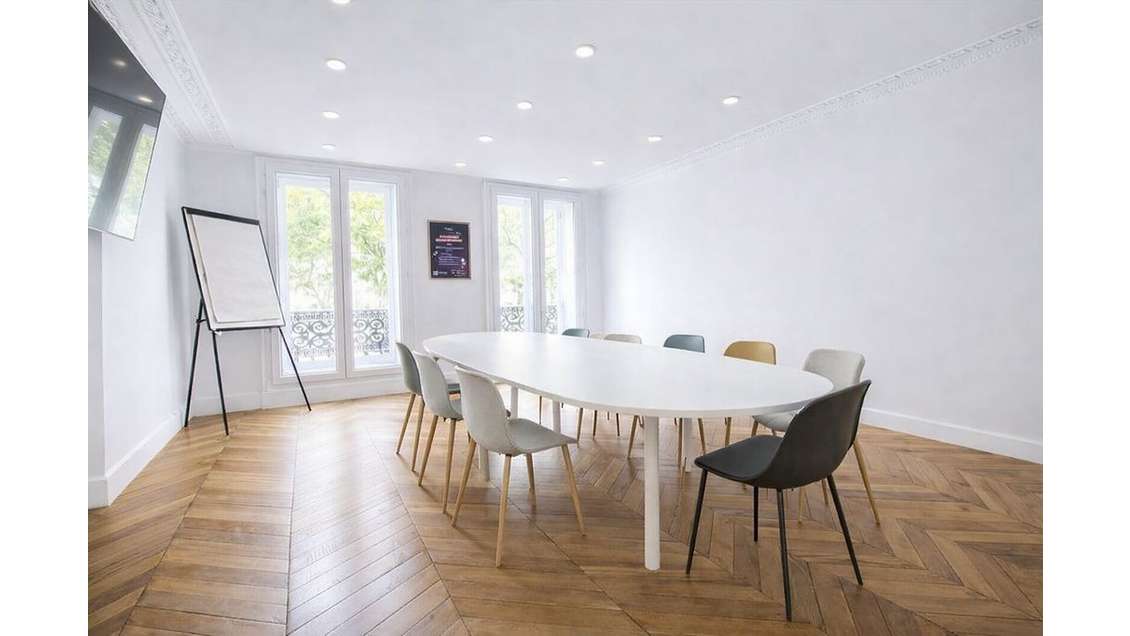 Location bureaux 242m² lumineux à Paris 3ème