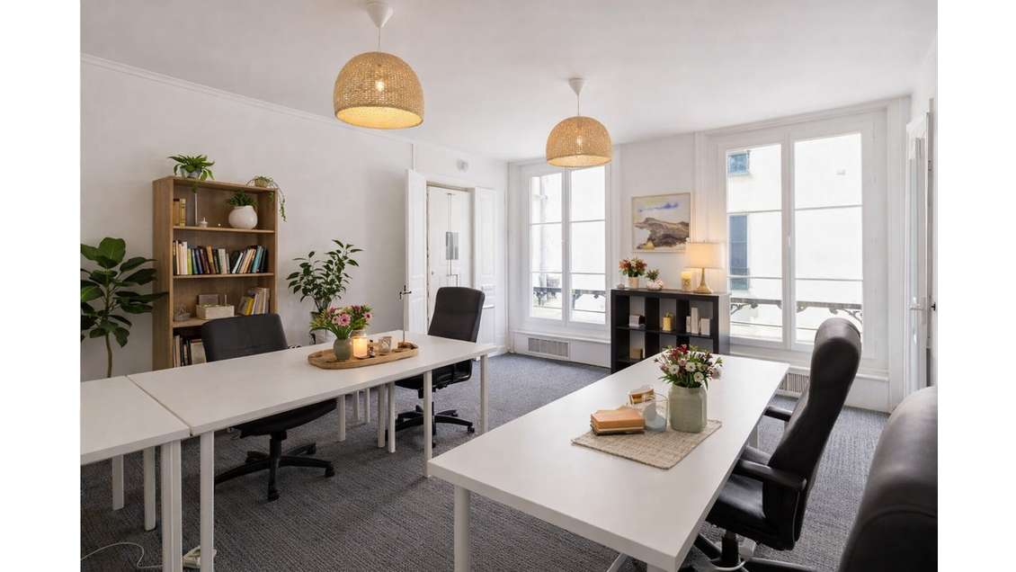 Location bureaux coworking 112m² Paris 3e  