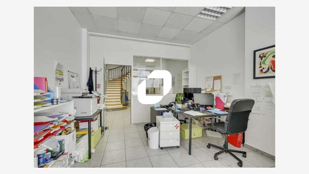 A louer Bureaux 204m² Paris
