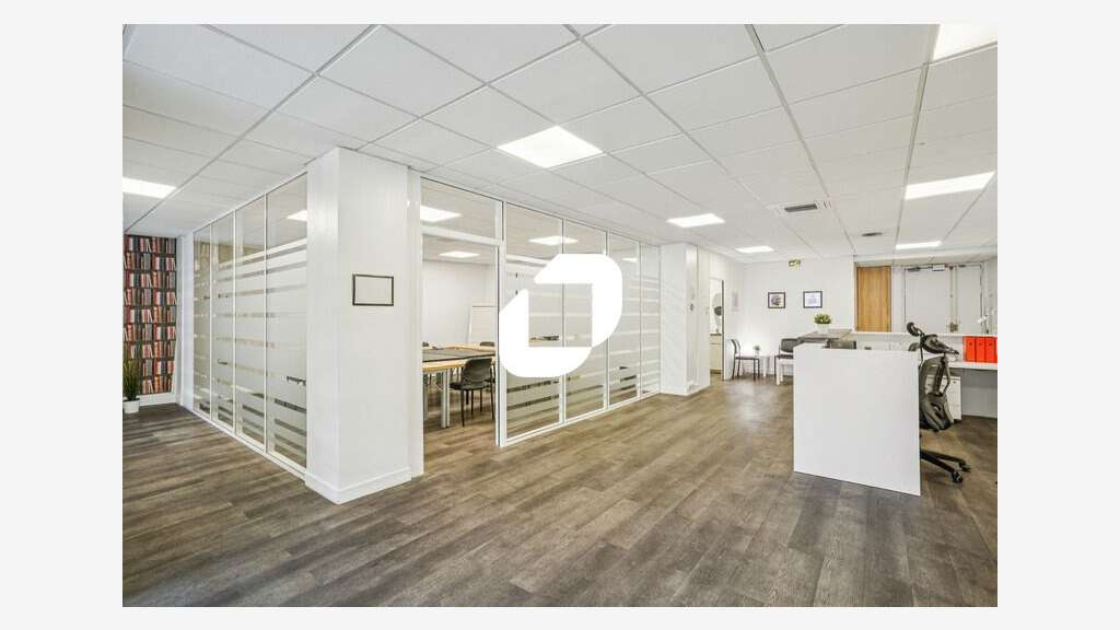 A louer Bureaux 160m² Paris