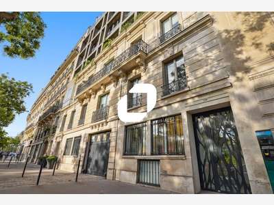 A louer Bureaux 607m² Paris