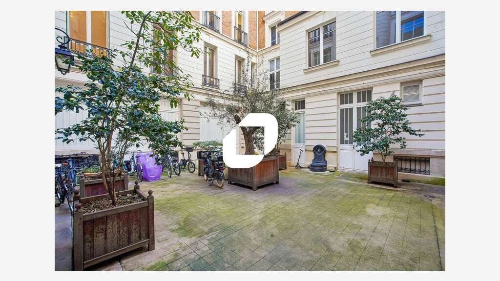 A louer Bureaux 244m² Paris