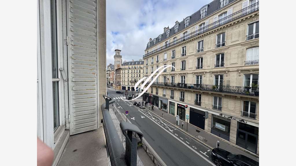A louer bureaux de 142m² Paris 75005 Val de Grâce