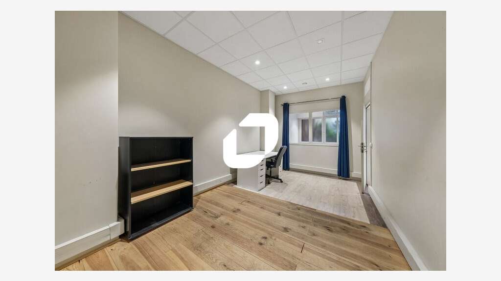 A louer Bureaux 128m² Paris