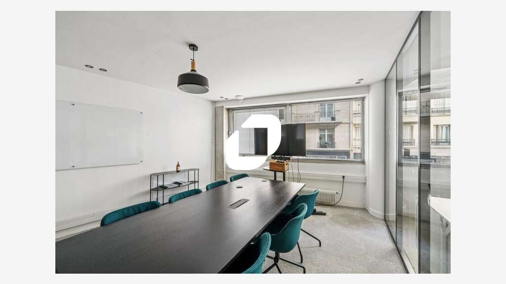 A louer Bureaux 230m² Paris