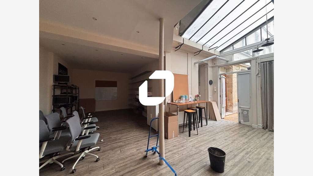 A louer Bureaux 153m² Paris