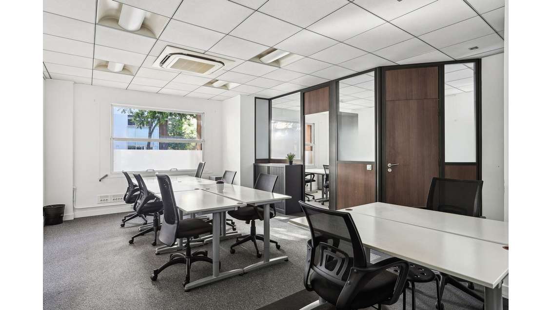 Location bureaux coworking 70m² Paris 16ème 