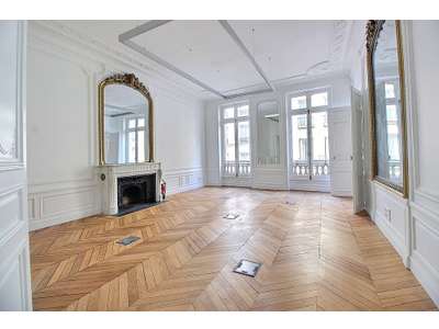 Location Bureaux à Paris 8e