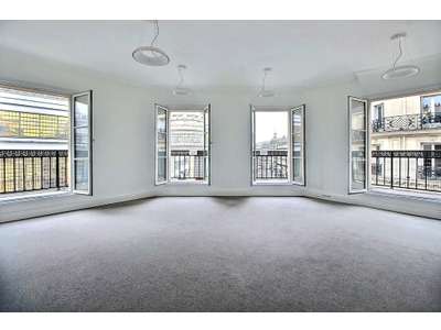 Location Bureaux à Paris 8e