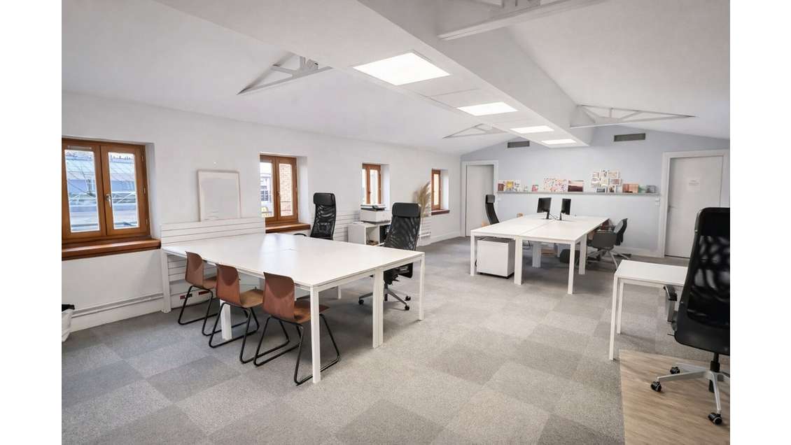 Location bureaux 100m² Paris 8ème Saint Lazare