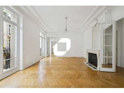 Location Bureaux à Paris 8e