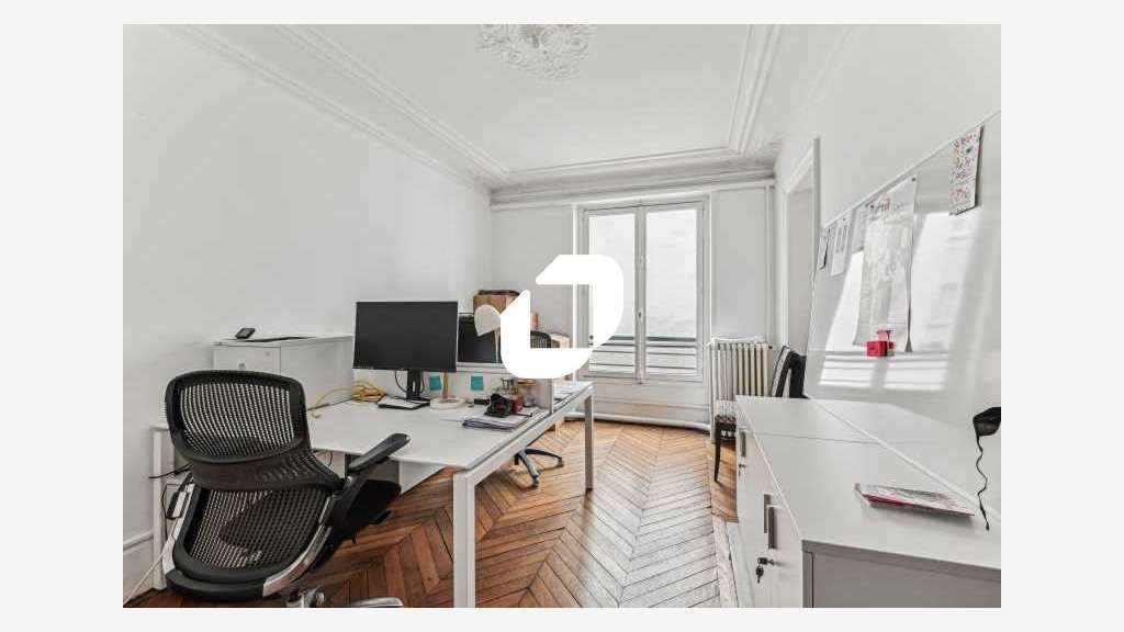 A louer Bureaux 227m² Paris