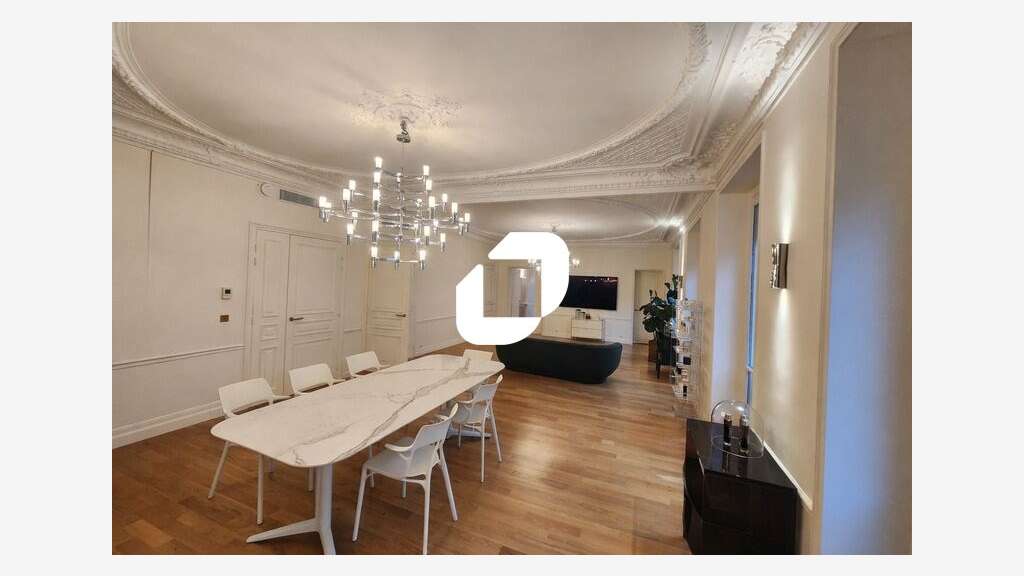 A louer Bureaux 238m² Paris