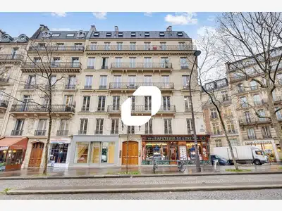 A louer Bureaux 238m² Paris